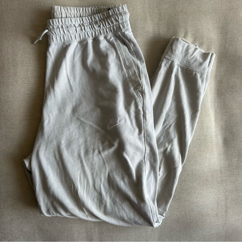 🤍🩵NIKE JOGGERS🤍🩵